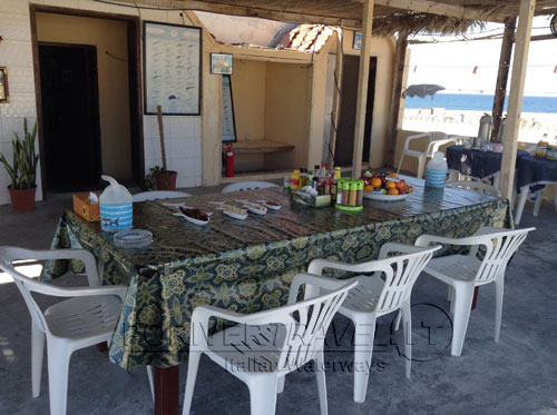 Lodge sull' Isola nel Mar Arabico, Sud Oman.